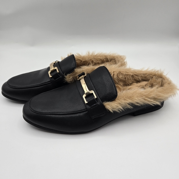 Steve Madden Other - Steve Madden Mens Calvino Black Leather Faux Fur Lined Mules Shoes Size 8
